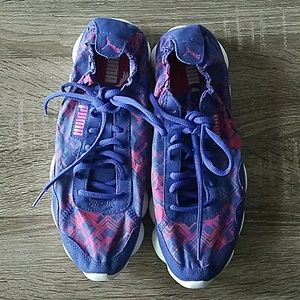 Puma Women Bubble Cross Trainer Shoe Tennis 8 1/2